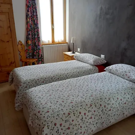Apartman Via Monte Braulio 19 *